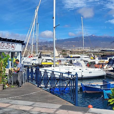 ホテル Yacht Oceanis Clipper ラス・ガジェタス エクステリア 写真