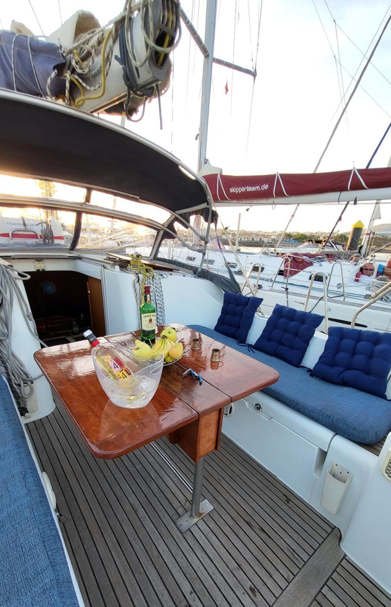 ホテル Yacht Oceanis Clipper ラス・ガジェタス エクステリア 写真